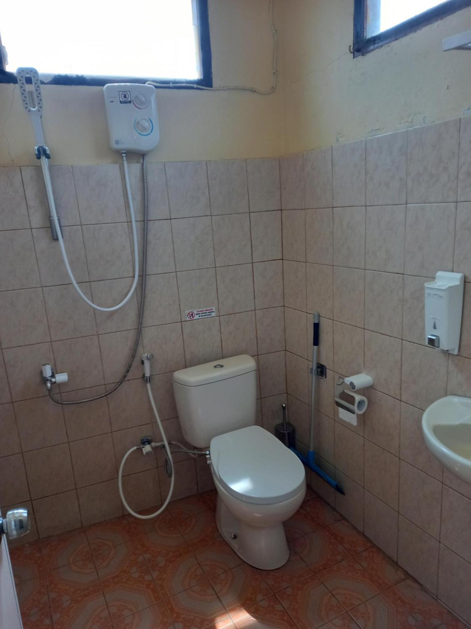 Arnel Bungalows Сенгиги Екстериор снимка
